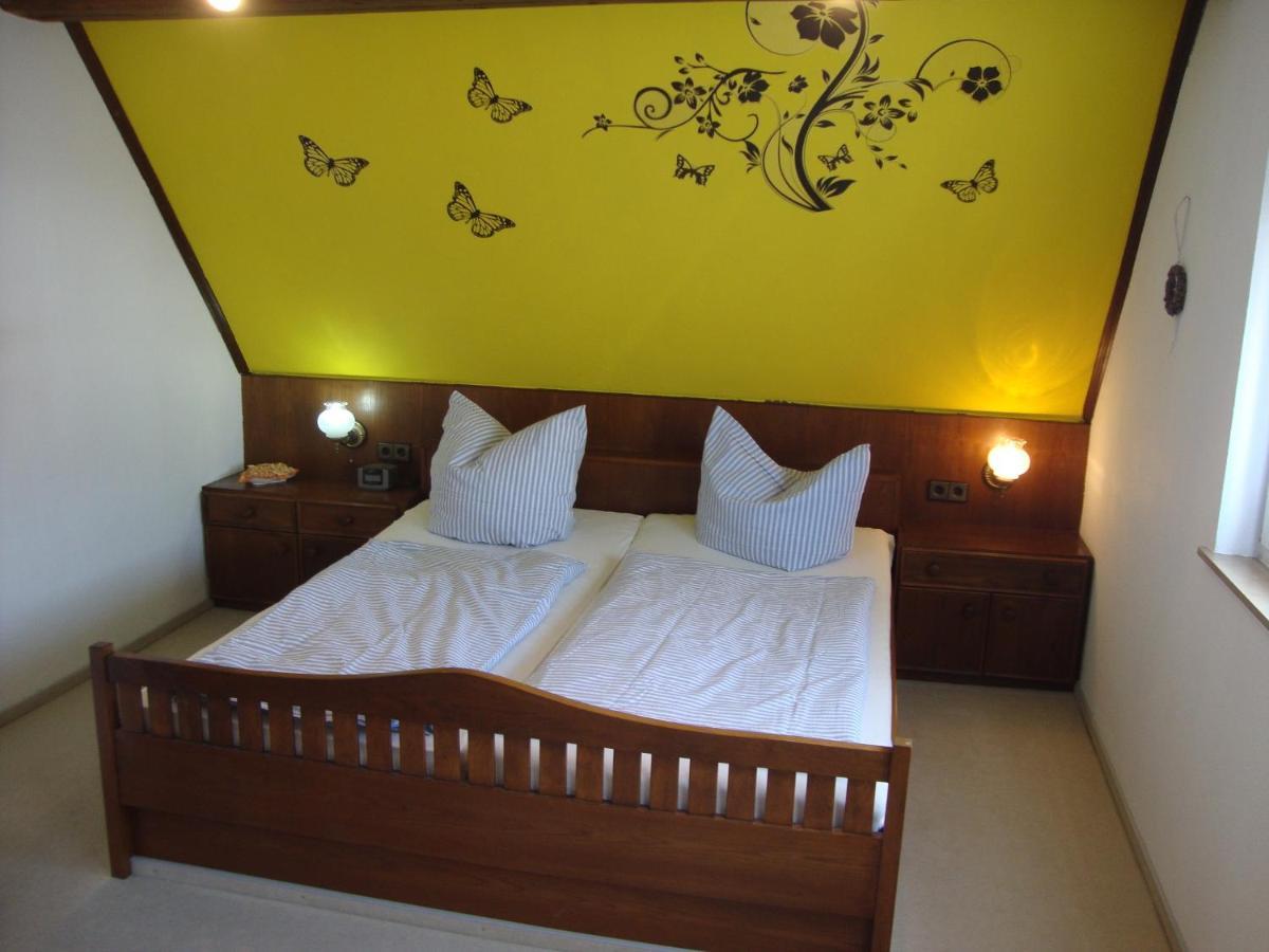 Haus Reif Apartment Dombuhl Екстериор снимка